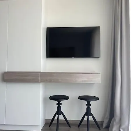 Sunny W Balcony And Heated Pool In Mano Jura 2 Апартаменты *