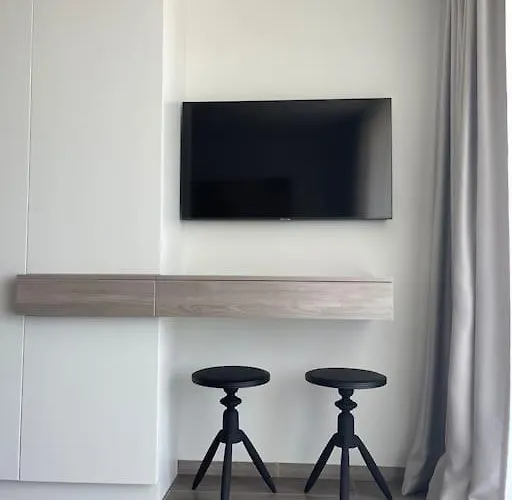 Sunny W Balcony And Heated Pool In Mano Jura 2 Διαμέρισμα *